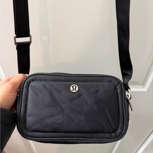 lululemon Crossbody Camera Bag